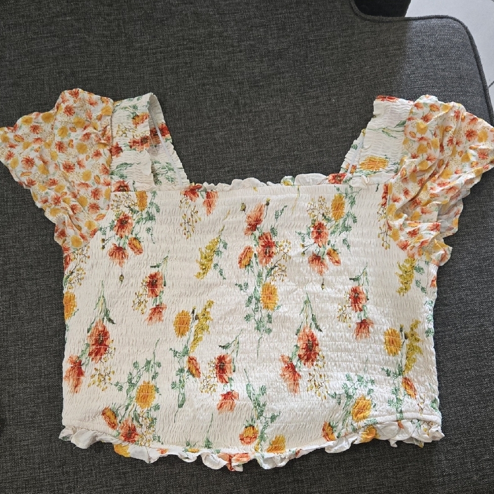 Size 1 - Torrid Smocked Crop Blouse with Flutter Sleeves in White and Cream